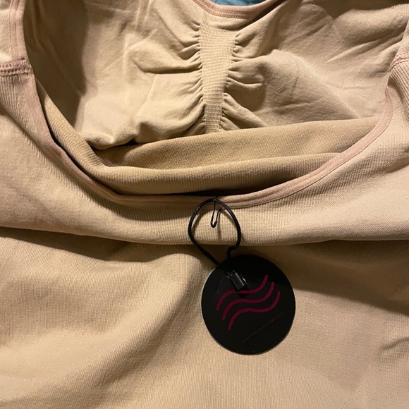 NWT Woman Ocean Tan Shapewear Long Tank XXL with Seamless Design Slimming Layers - Picture 7 of 7